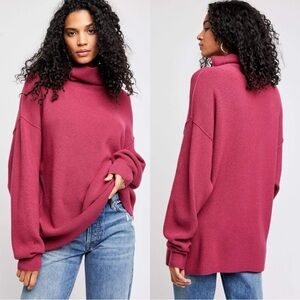 Free People Softly Structured Berry Colored Tunic Sweater in Women’s Small